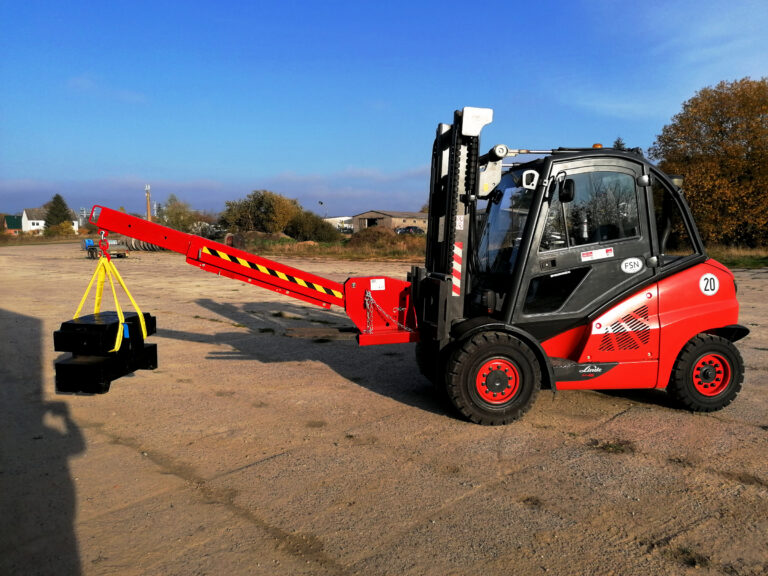 Stapler mit Teleskoparm und 1t